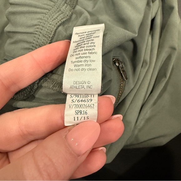 Athleta Green Aspire Ankle Pant - Picture 9 of 14